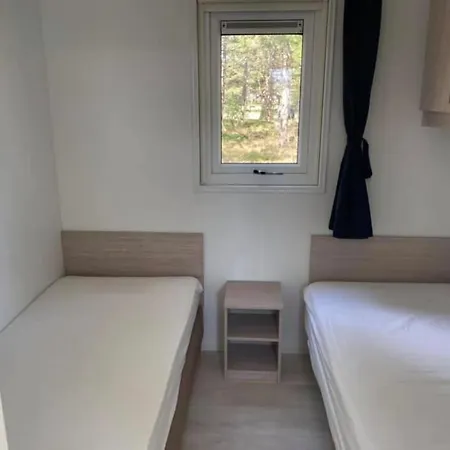 Ibiza Huisje Otel Den Hoorn (North Holland)